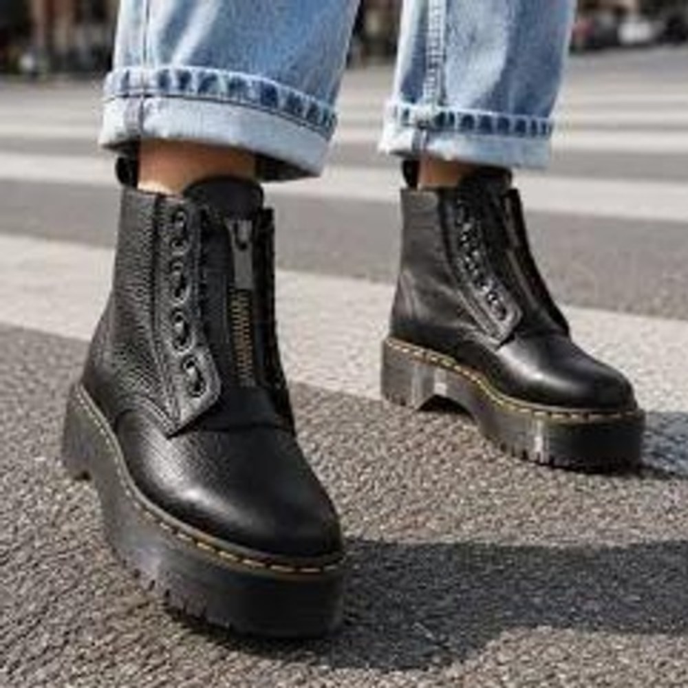 Sincerely Jules Combat Boots Parker Front Zip Platform 7.5M Black Biker Edgy